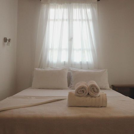 Kondilw Rooms Kalamítsi Exteriör bild