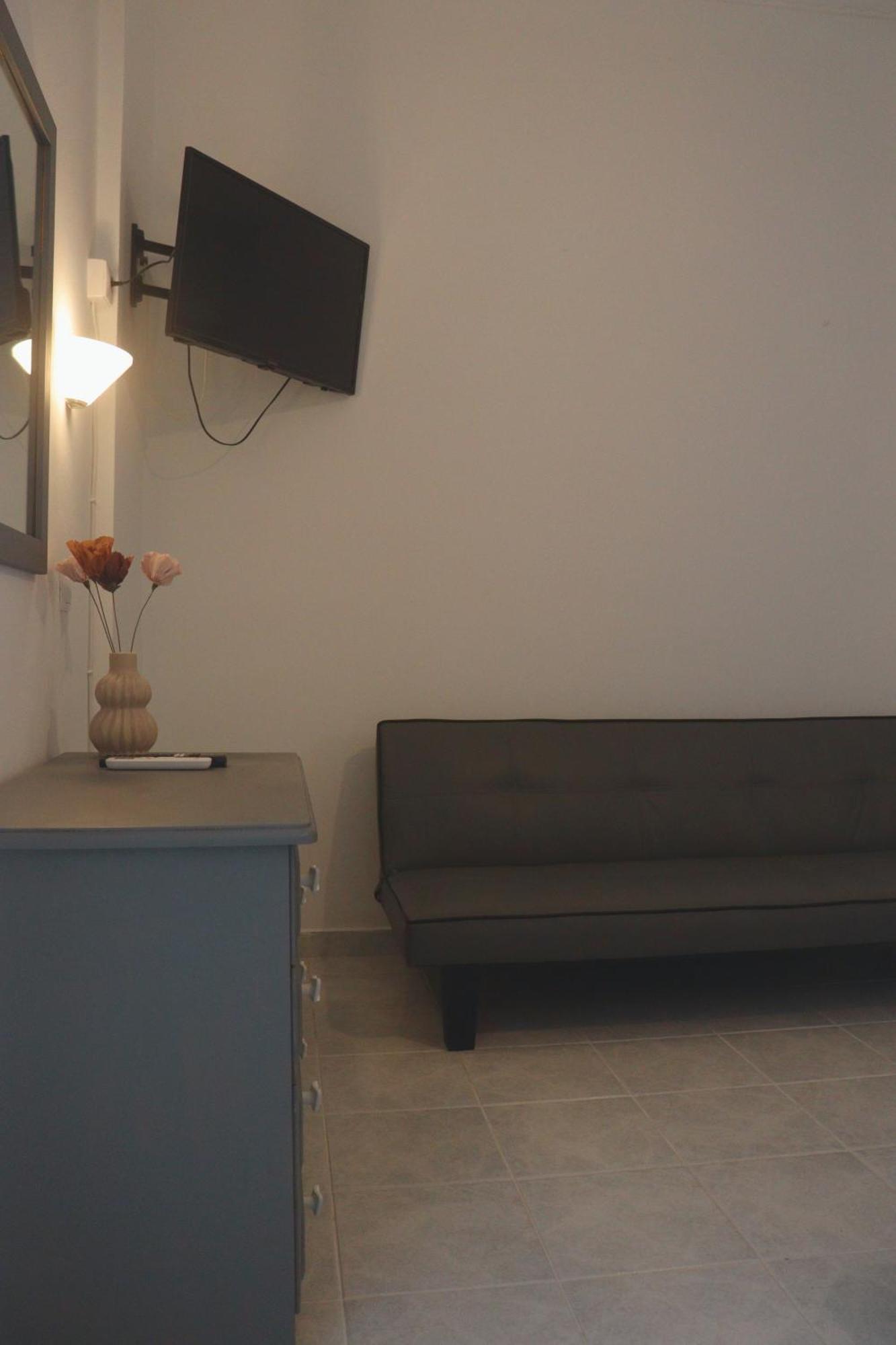Kondilw Rooms Kalamítsi Exteriör bild
